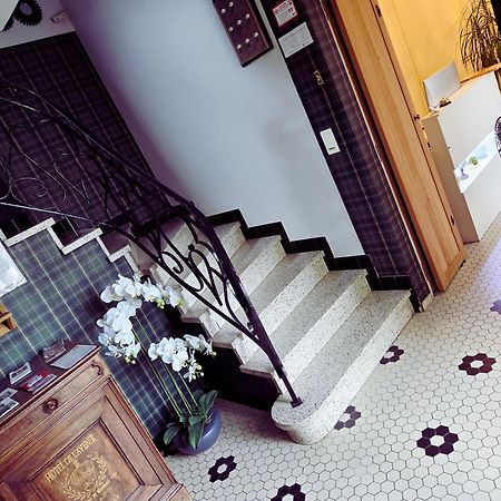 Hotel Le Smile Saint-Vincent-Sterlanges Ngoại thất bức ảnh