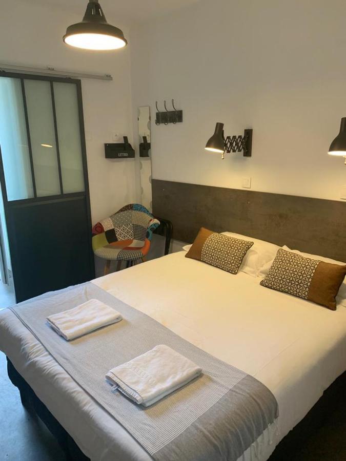 Hotel Le Smile Saint-Vincent-Sterlanges Ngoại thất bức ảnh
