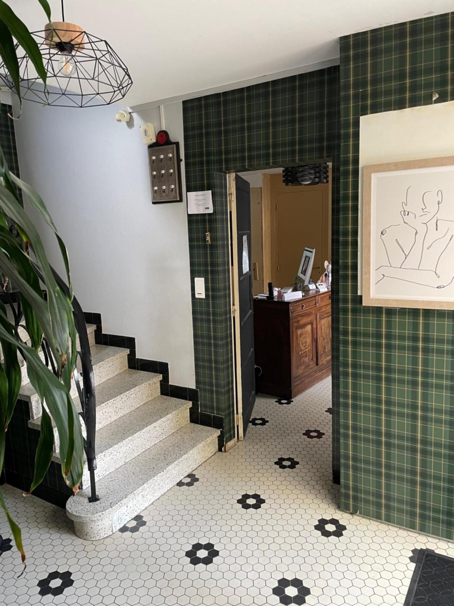 Hotel Le Smile Saint-Vincent-Sterlanges Ngoại thất bức ảnh